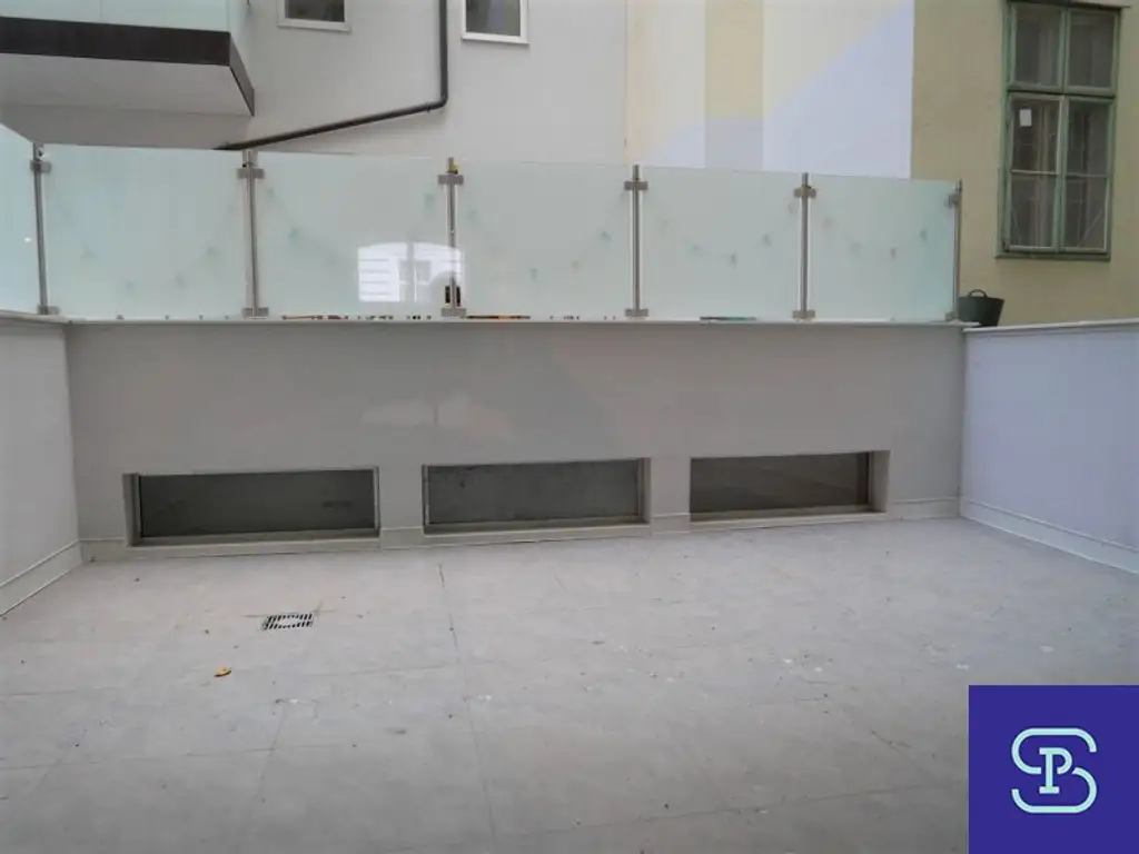 Provisionsfrei: Unbefristeter 55m² Altbau + 25m² Terrasse im topsaniertem Stilaltbau - 1070 Wien!