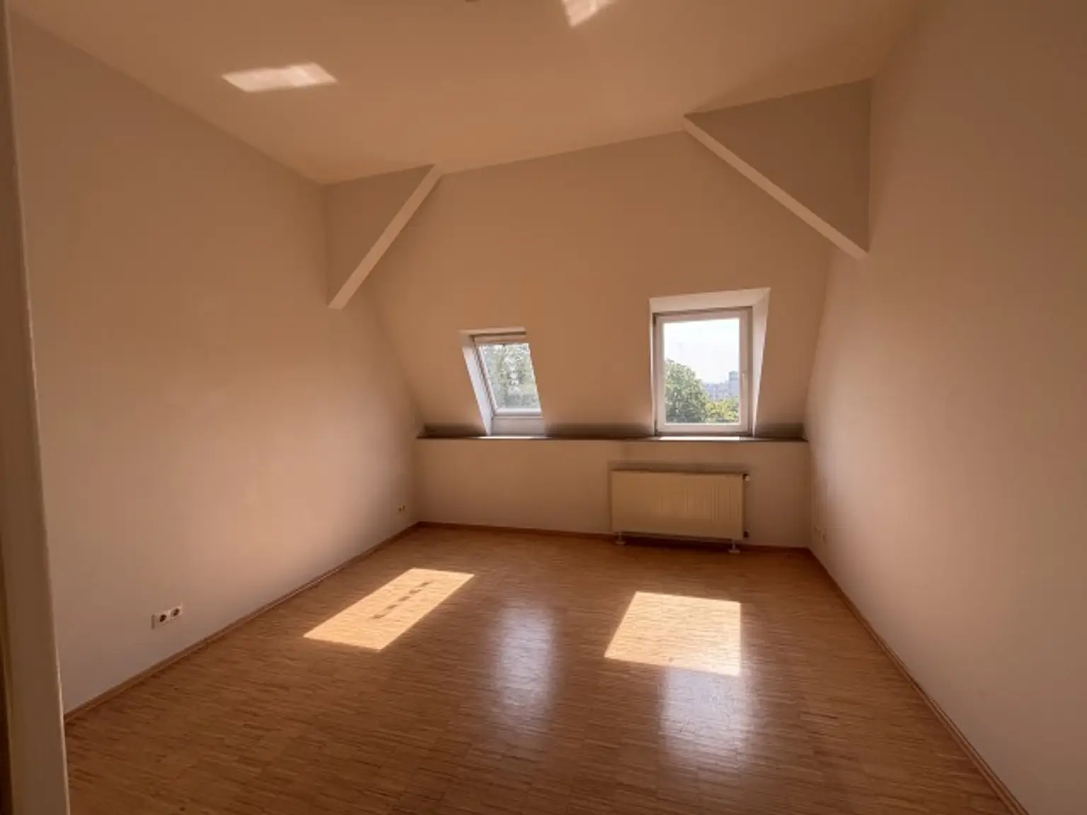 Schlagfzimmer Top 7B