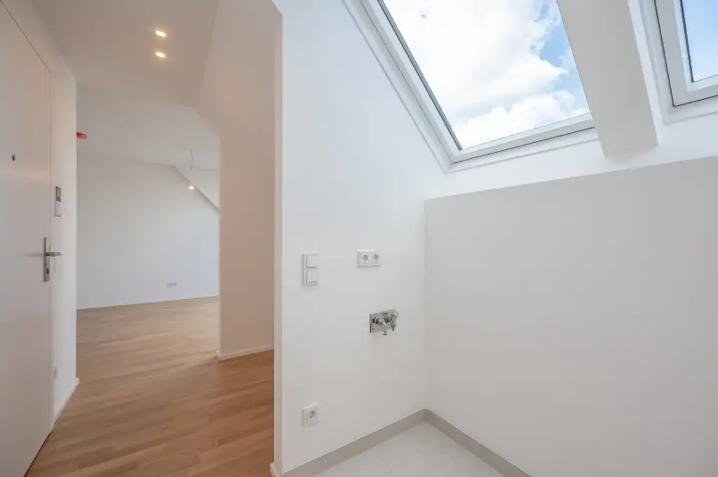 ++MOLLARD 50++ Outstanding 3-room apartment in a prime central location (1/28)