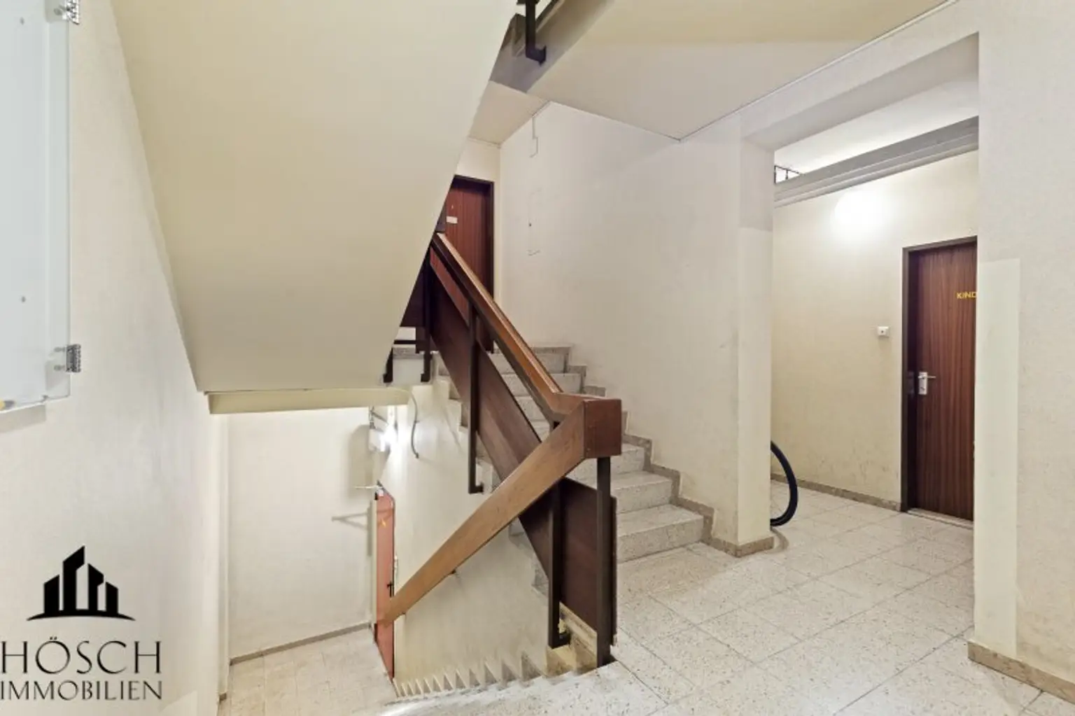 Zwei-Zimmer-Wohnung mit toller Freifläche in attraktiver Lage