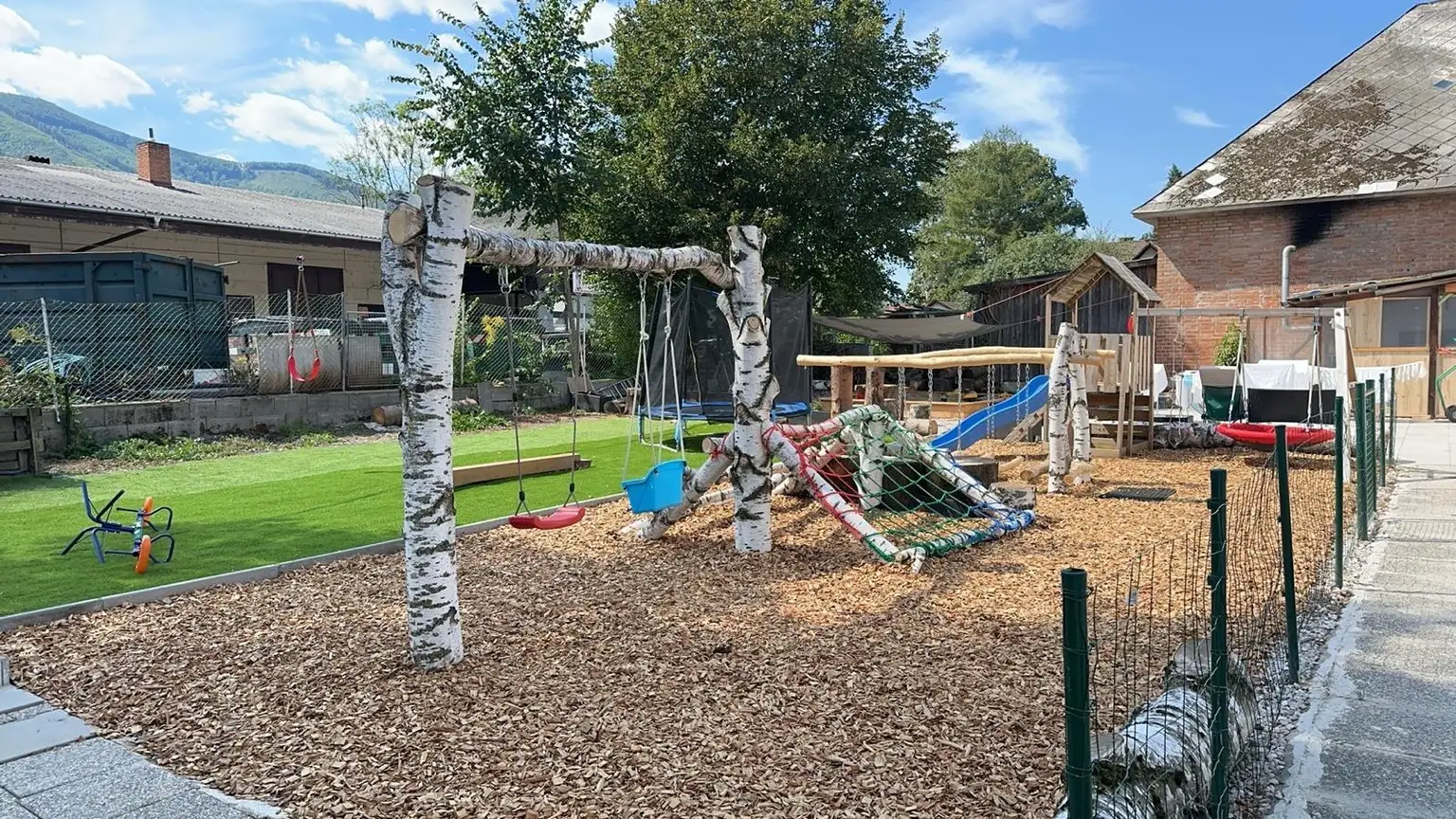 02 Exposé Spielplatz