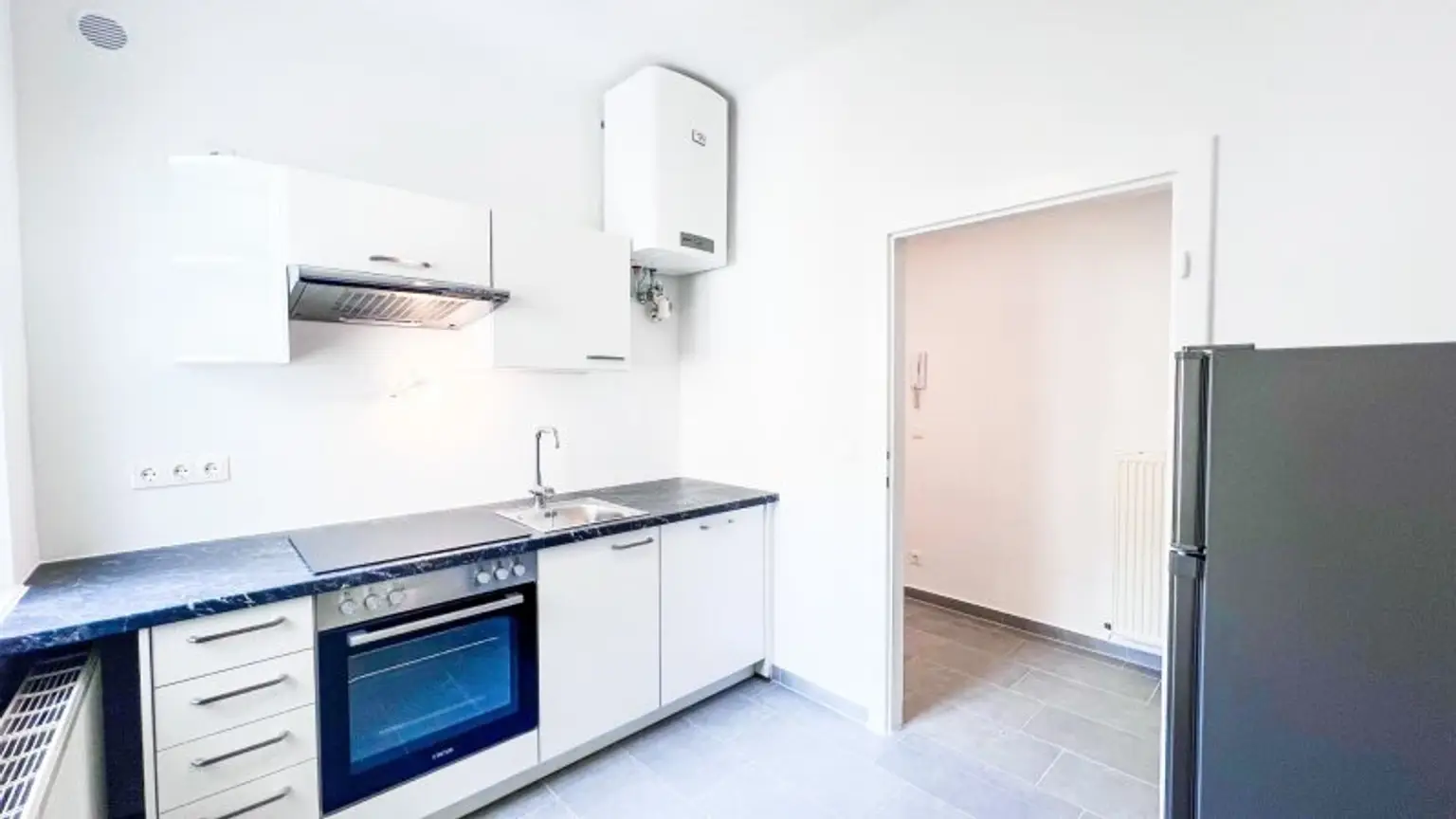 TOP SANIERTE 1-ZIMMER-WOHNUNG IN FAVORITEN