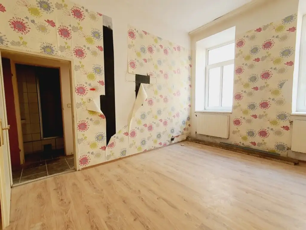 4-Zimmer - WG geeignet - Nähe U1/Messe/WU