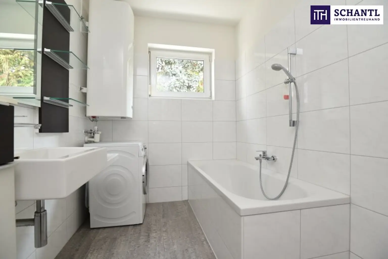 Traumhafte, lichtdurchflutete 3-Zimmer-Wohnung mit gigantischer Terrasse und Blick ins Grüne!