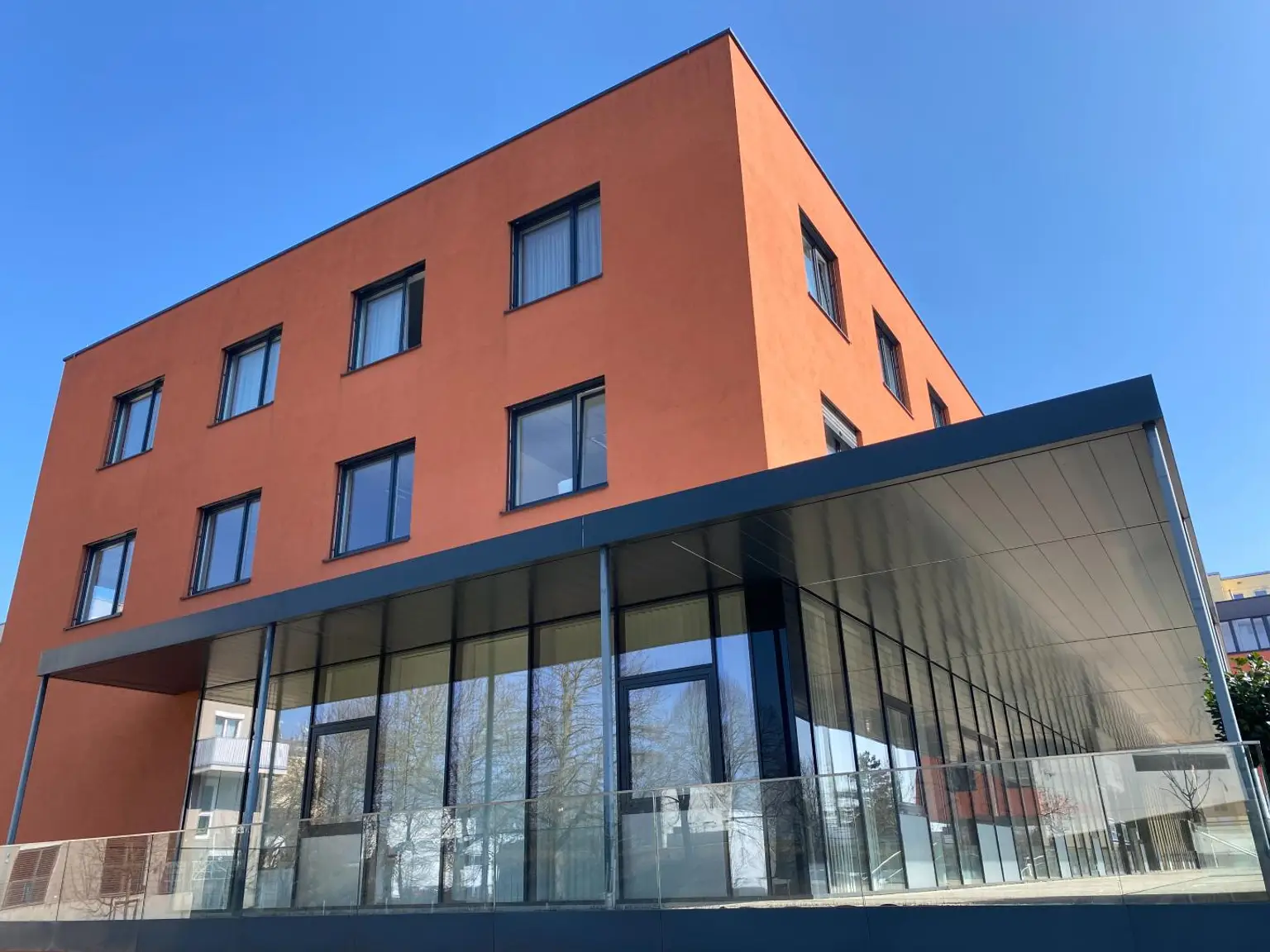 Trattnach Arkade GRI_Seitenansicht