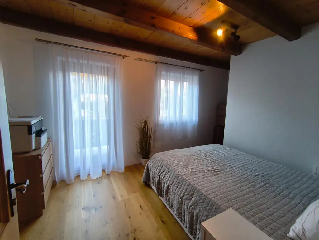 Großzügiges Zweifamilienhaus mit Bergblick in Ruhpolding