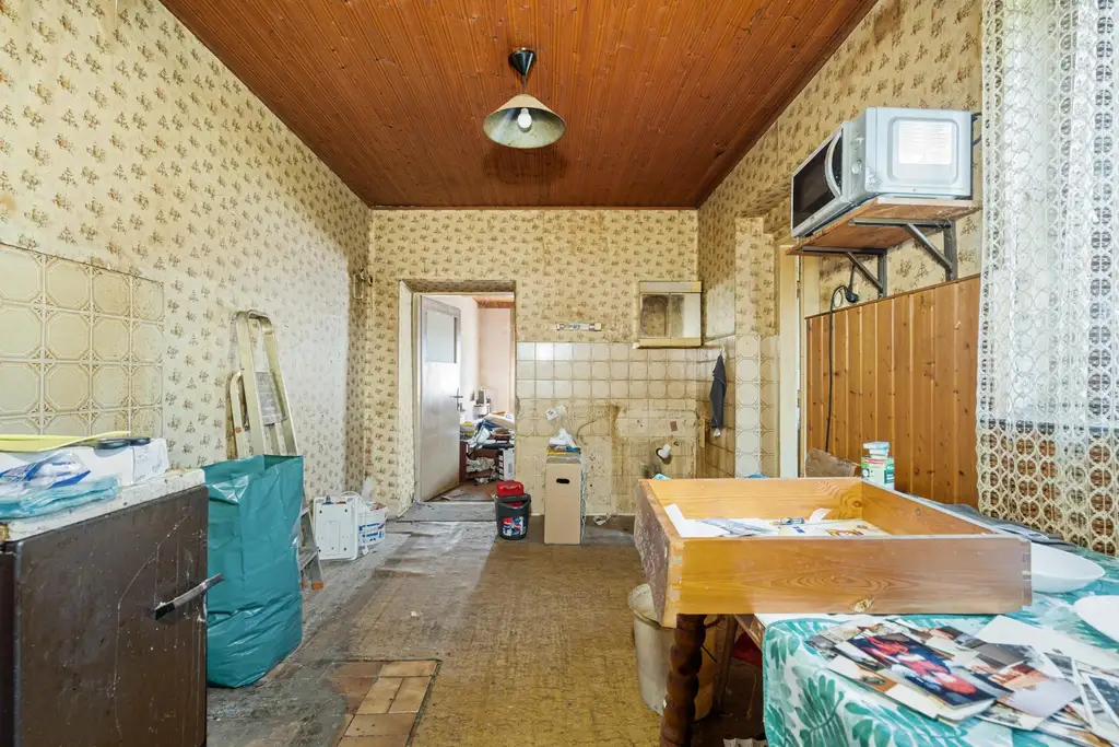 "Ihr Projekt mit Potenzial - Sanierungbedürftiges Haus in ruhiger Dorflage!"
