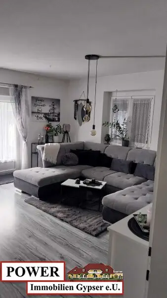 Großzügiges Wohnhaus in Zentrumsnähe !!