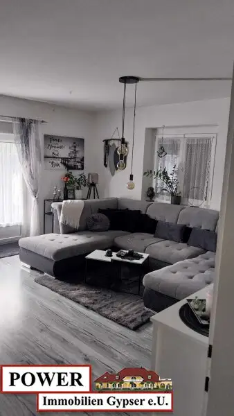 Großzügiges Wohnhaus in Zentrumsnähe !!