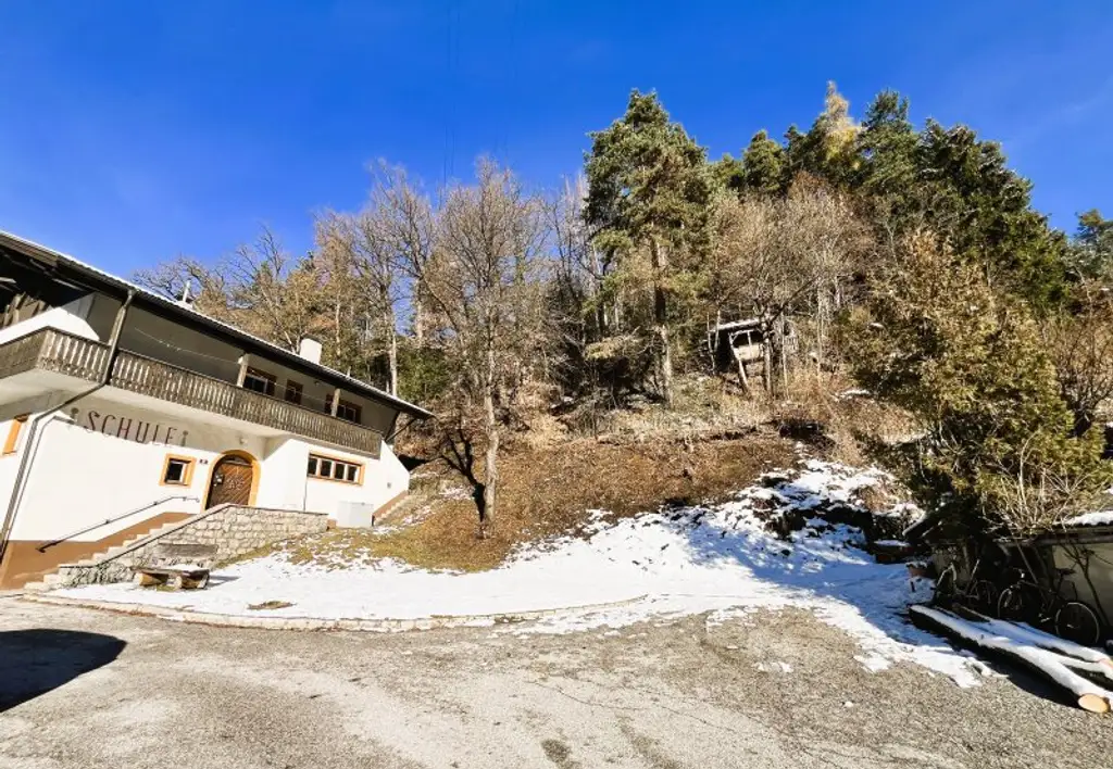 NAHE INNSBRUCK : Sonniges Baugrundstück mit ca. 430m² im GRÜNEN - PERFEKT für die ganze FAMILIE!