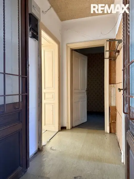 Zeitwandel - Mehrparteienhaus mit Entwicklungspotenzial in Wiener Neustadt!