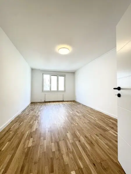 Exklusives Wohnerlebnis in Wien – Großzügige Eigentumswohnung mit Balkon