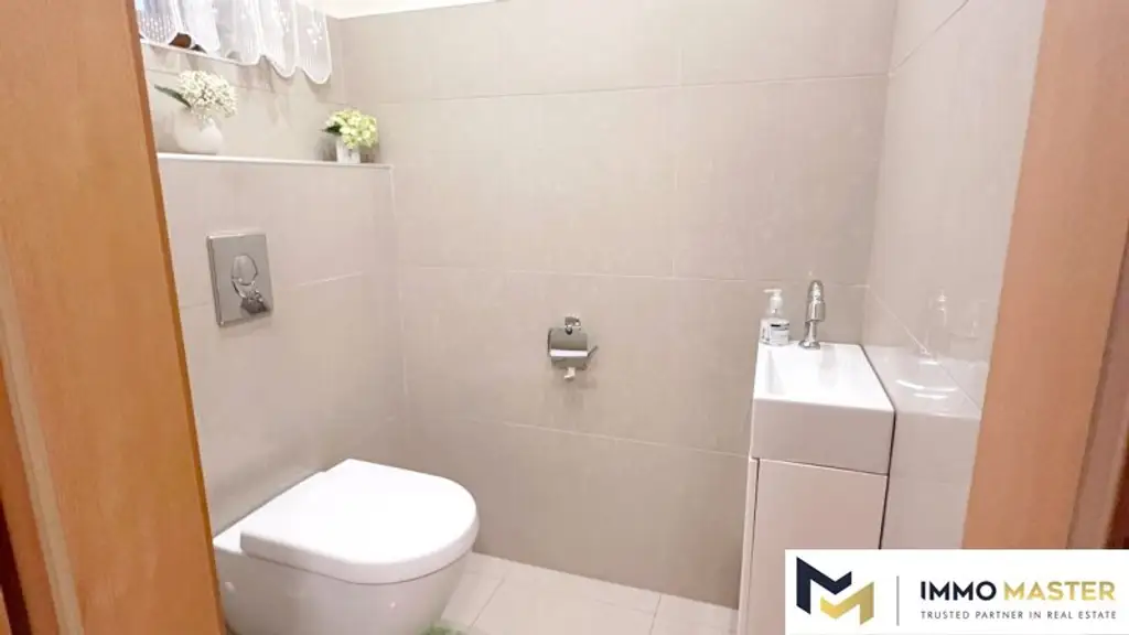 Wohnen auf 1000 m² barrierefreier Fläche, Bungalow in Trumau mit uneinsehbarem Garten