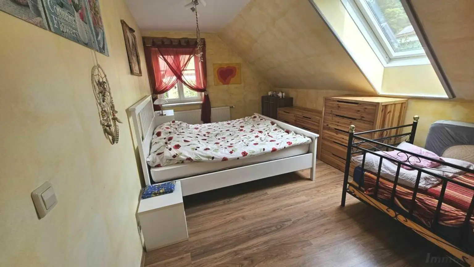 ** Traumhaftes Wohlfühlhaus in ländlicher Idylle trifft Stadtnähe  - nur 15km nach Graz **  Familienparadies mit erstklassiger Infrastruktur **