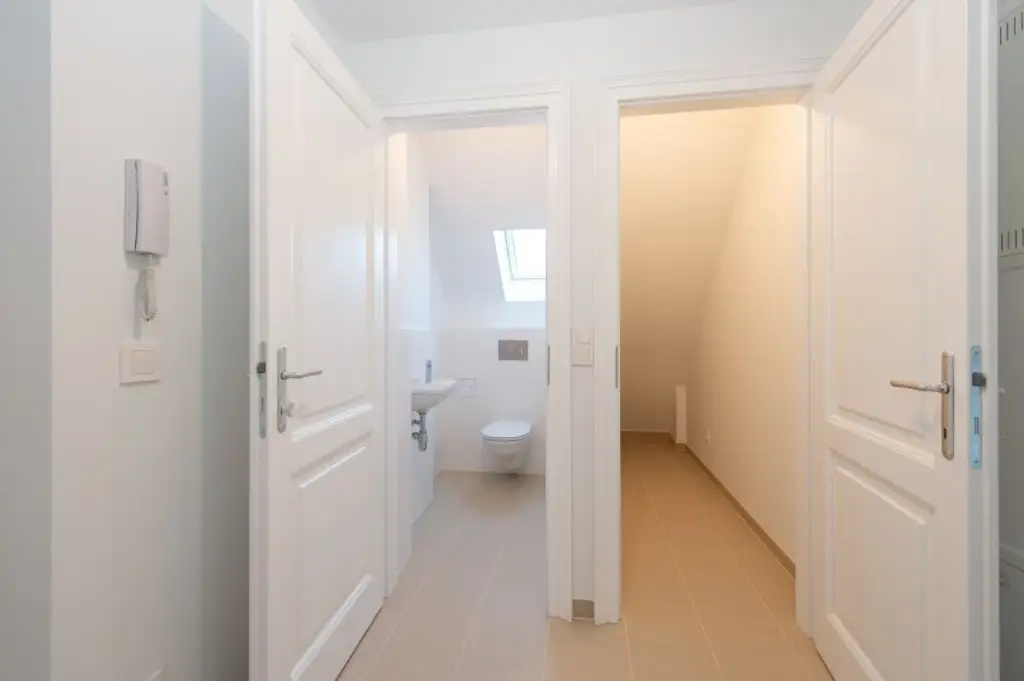 1. Dezember 2025:  2 Schlafzimmer, großzügige TOP Wohnküche, Klimaanlage, Fußbodenheizung | December 1st, 2025 2-bedroom unit featuring a spacious premium open-plan kitchen/lounge, A/C, and underfloor heating
