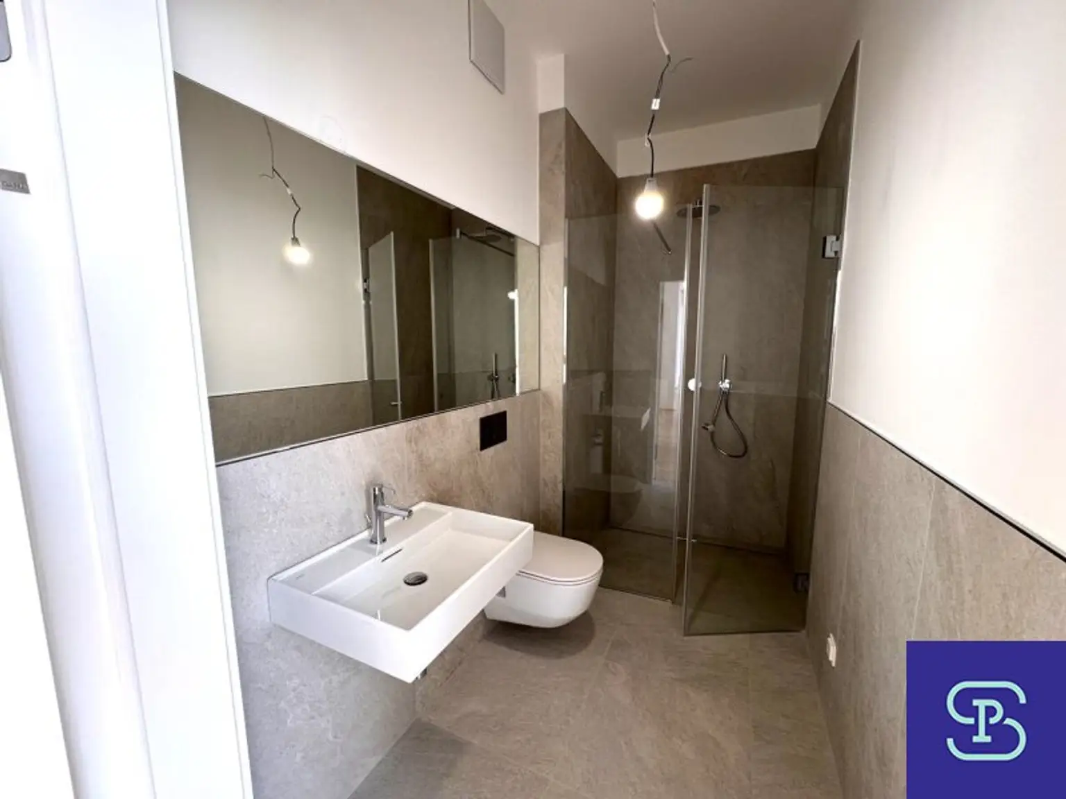 Badezimmer 2