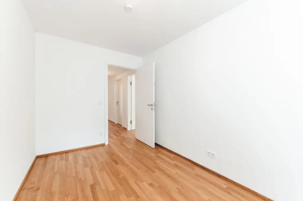 Erstbezug! Großzügige 3-Zimmer-Wohnung mit 2 Terrassen inkl. Stellplatz zu vermieten!