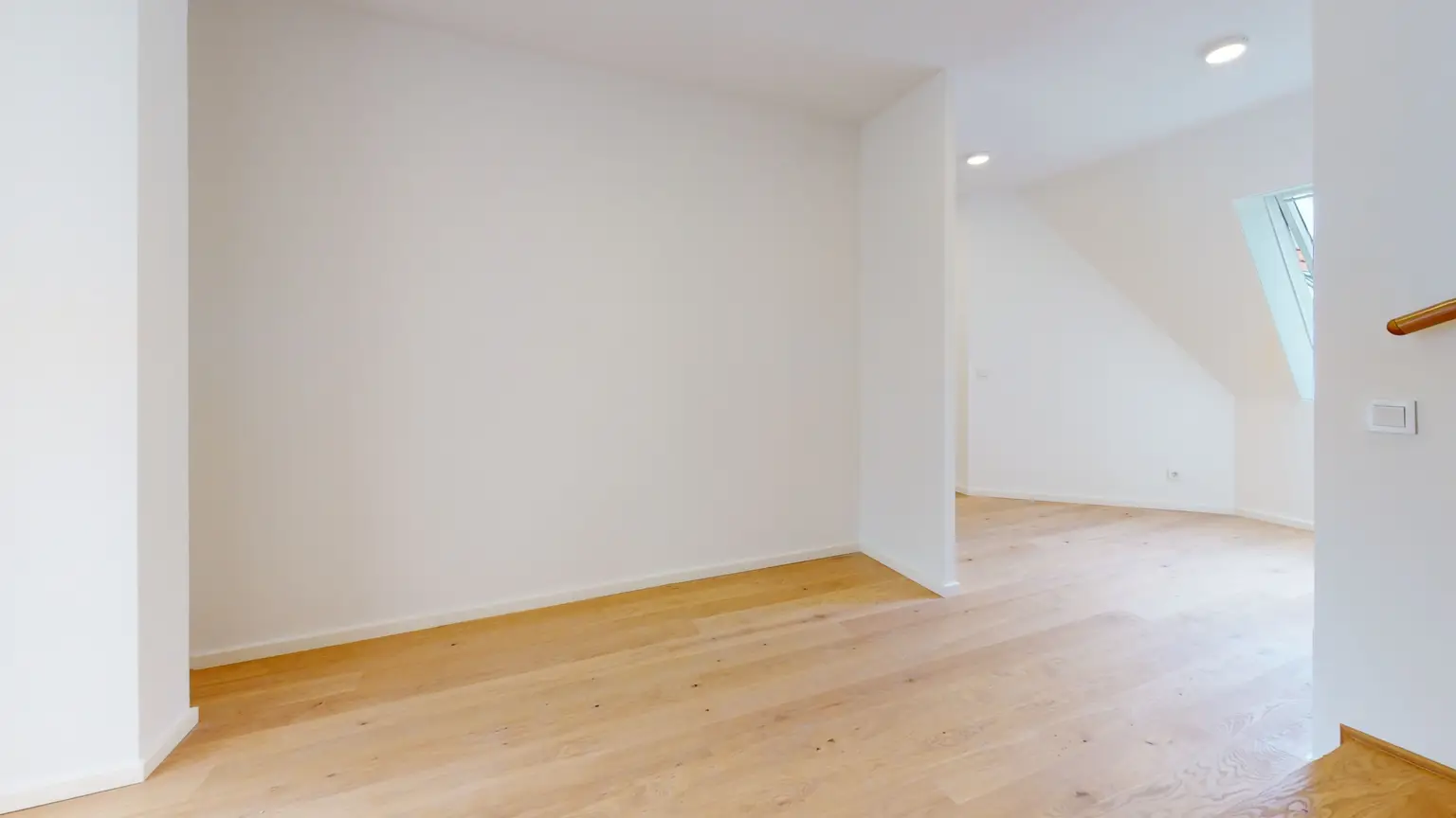 "Urban Oasis" - Moderne DG-Wohnung mit unvergleichlicher Dachterrasse