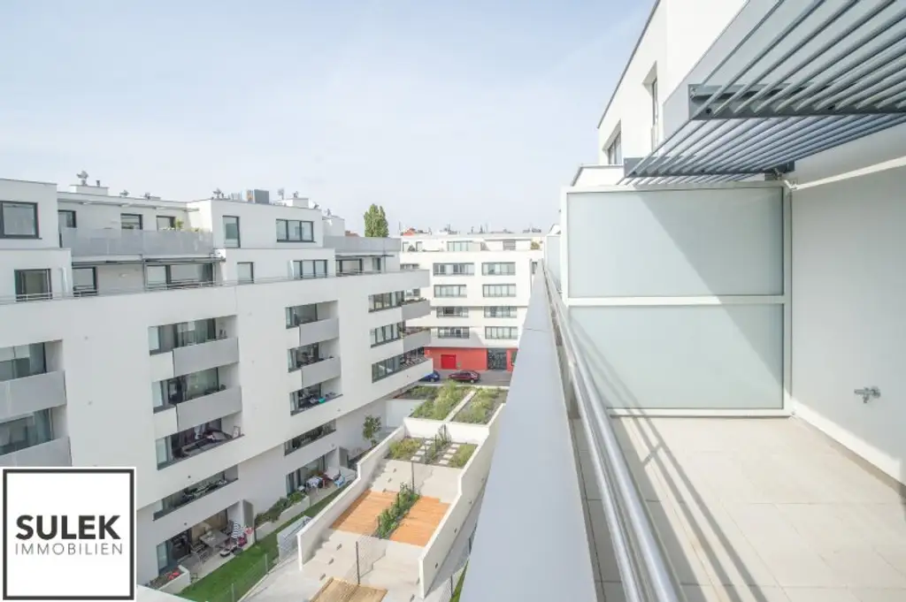 *Ab Februar* Helle 2 Zimmer Dachgeschosswohnung mit hofseitiger Terrasse - Abendsonne auf der eigenen Terrasse genießen! // ab 02/26 **VIDEO**