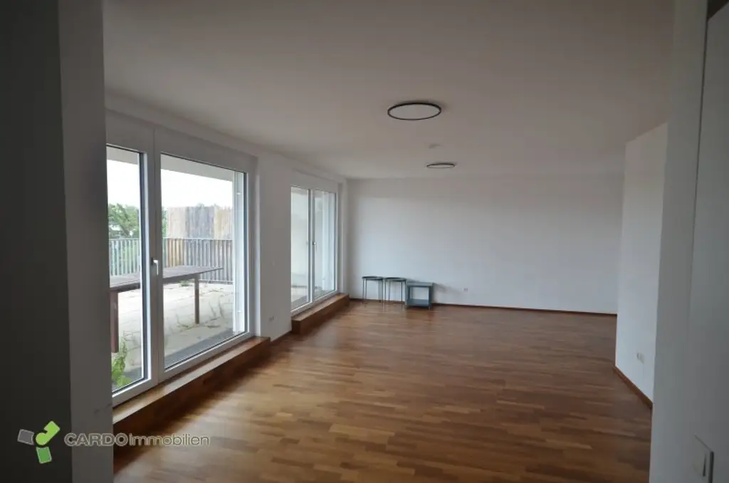 Attraktive Gewerbefläche zu vermieten – ca. 130 m², Nähe UNO City & U-Bahn