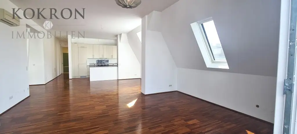 Historischer Charme trifft großzügige Familienwohnung mit Terrasse in Bestlage - Nähe Arenbergpark