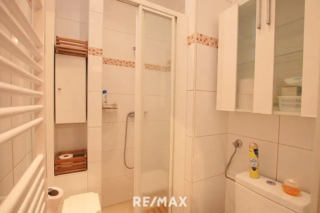 Nette Altbau 3-Zimmer Wohnung mit Balkon und Eigengarten in zentraler Lage in Penzing, sehr gute Infrastruktur!