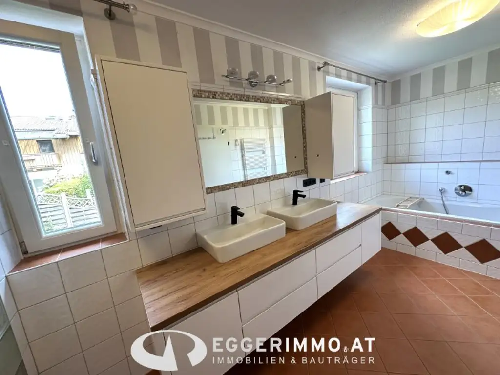 5751 Maishofen/Mitterhofen; attractive, well-maintained half of a house, 4 bedrooms,