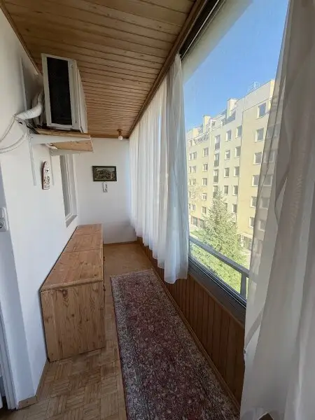 Hofmannsthalgasse (gegnüber Village im Dritten): 2-Zimmer-Neubau mit verglaster Loggia (ca. 60 m2), mit Klima & sep. Küche!
