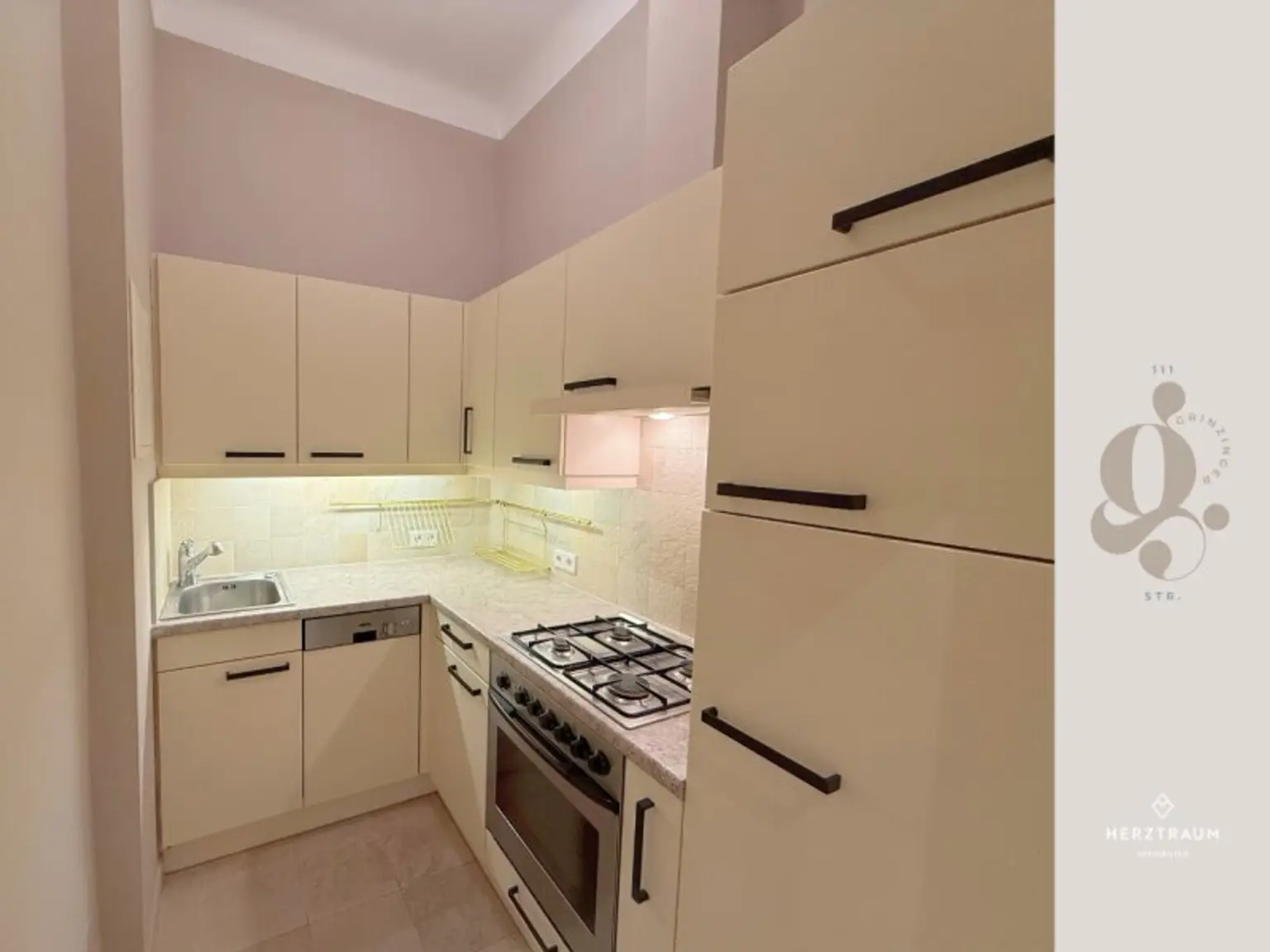 Wiener Altbaucharme mit Grünblick – Harmonische 64 m² Altbauwohnung im 19. Bezirk – PROVISIONSFREI