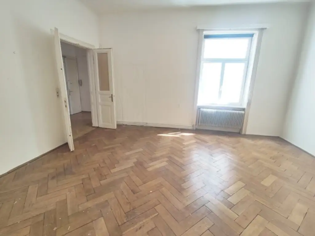 Hörlgasse! Großzügige Altbauwohnung zum selbst gestalten im 3. Liftstock in zentraler Citylage!