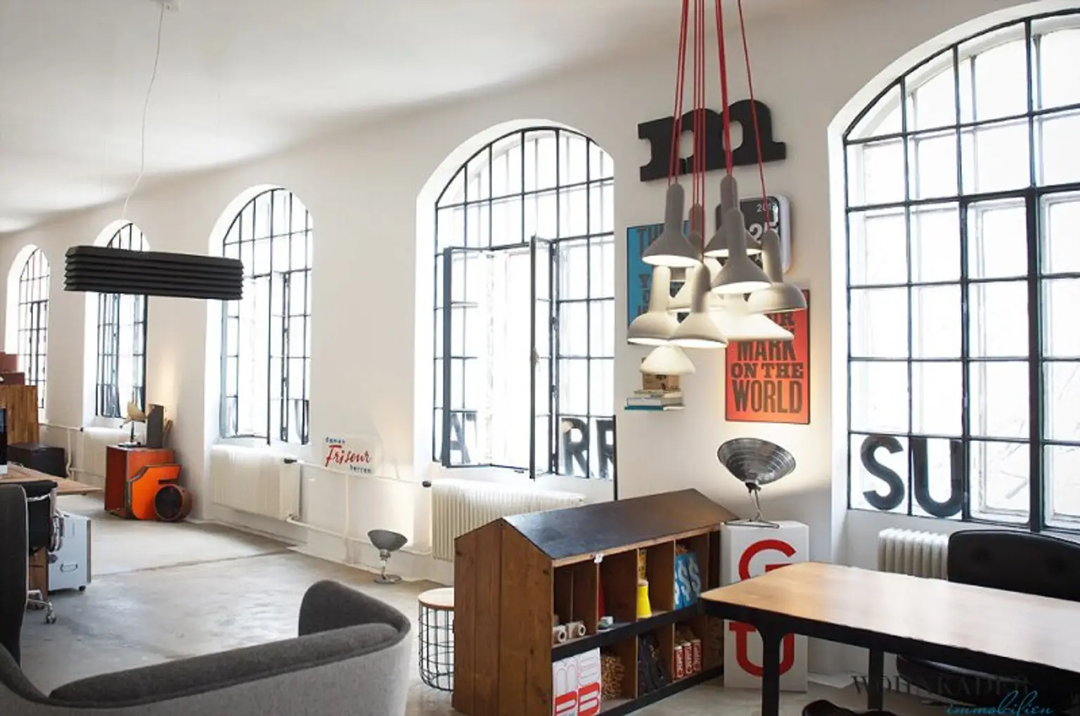 Modernes Loft-Büro in historischer Seidenfabrik – einzigartiger Backsteincharme & hochwertige Ausstattung