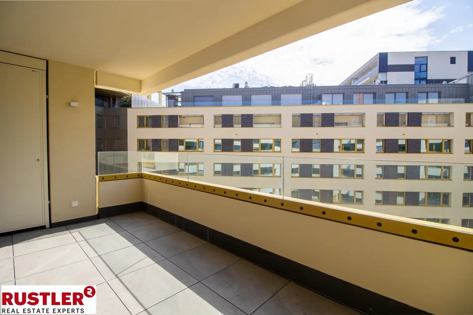 Balkon 4