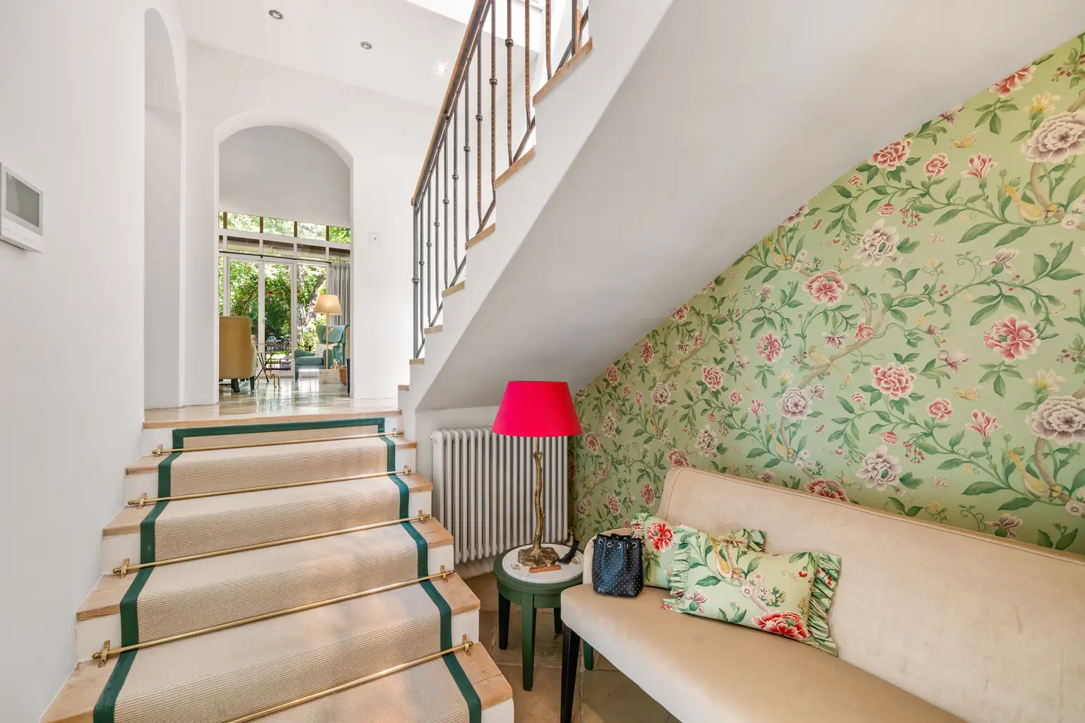 Geschmackvolles Architektenhaus mit Garten in bester Döblinger Lage