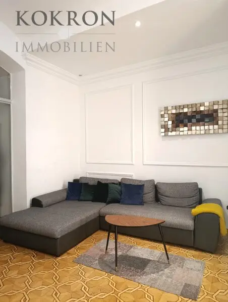 Repräsentative Kanzlei oder Praxis mit Wohnung (derzeit Kurzzeit-Mietwohnung mit 5% Rendite)