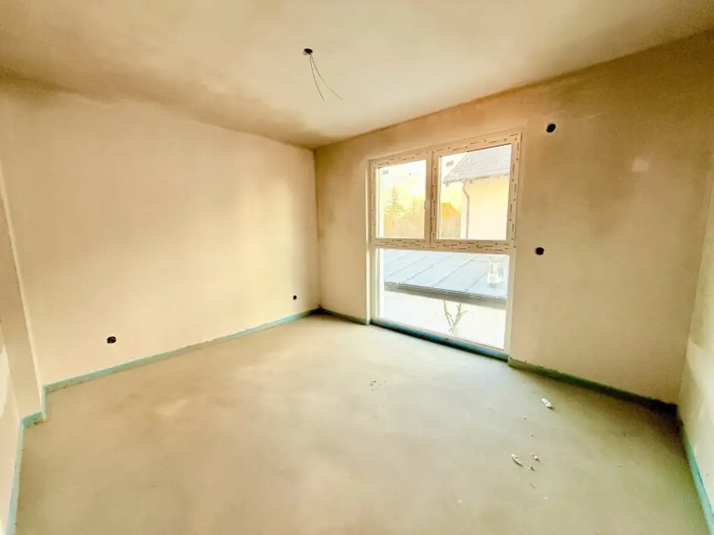 ERSTBEZUG - Familienglück in Essling – Ihr neues Zuhause mit Garten, Terrasse & Dachterrasse