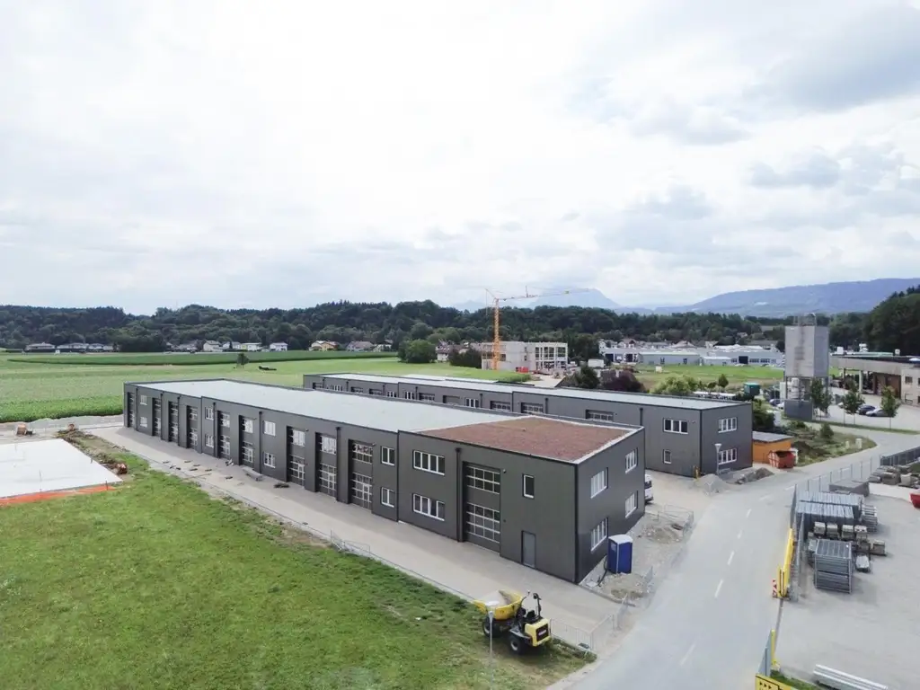 Betriebs-/ Produktions- oder Lagerhallen von 44 - 224 m² Fläche, 1A Standort ab Herbst 2025 im BUSINESS PARK REGAU (Top 14a)