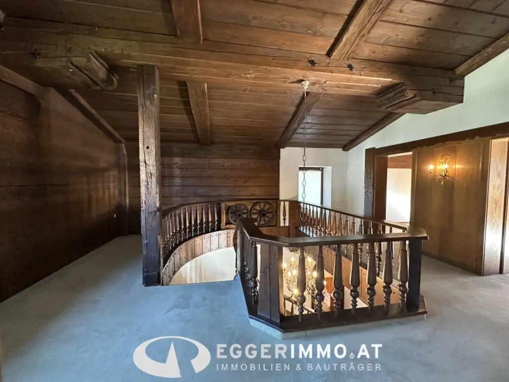 Spacious Detached House with Garconniere in Country House Style with Large Garden for Rent