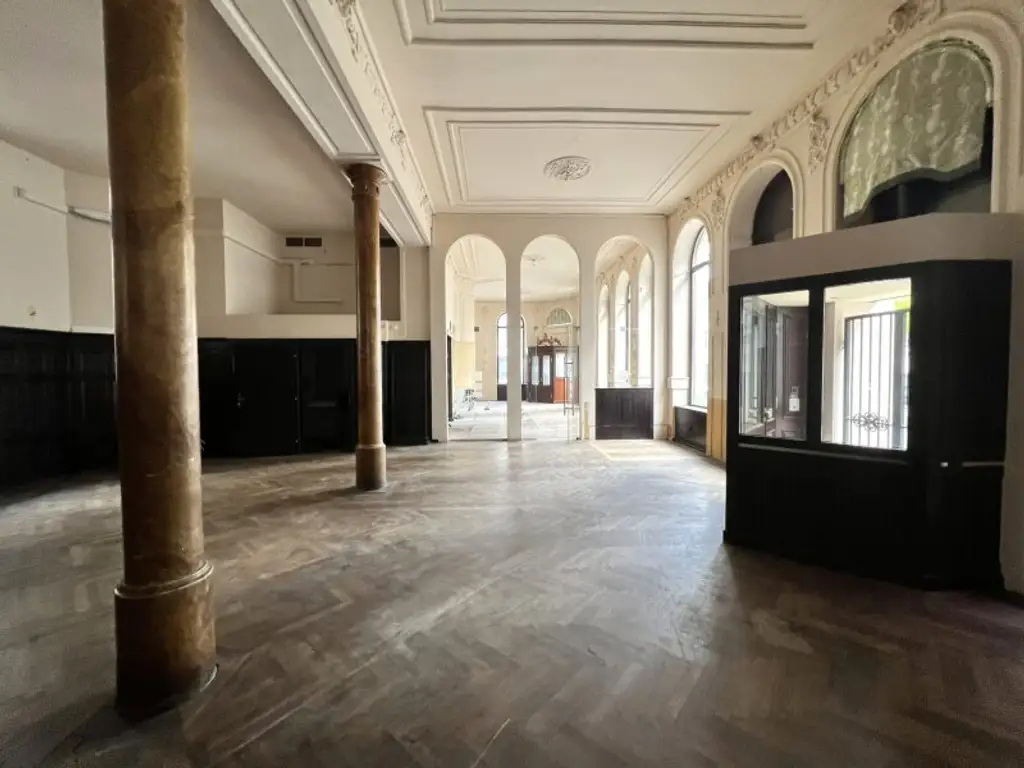 Wiener Traditionskaffeehaus - Gastronomiejuwel in der Vorstadt