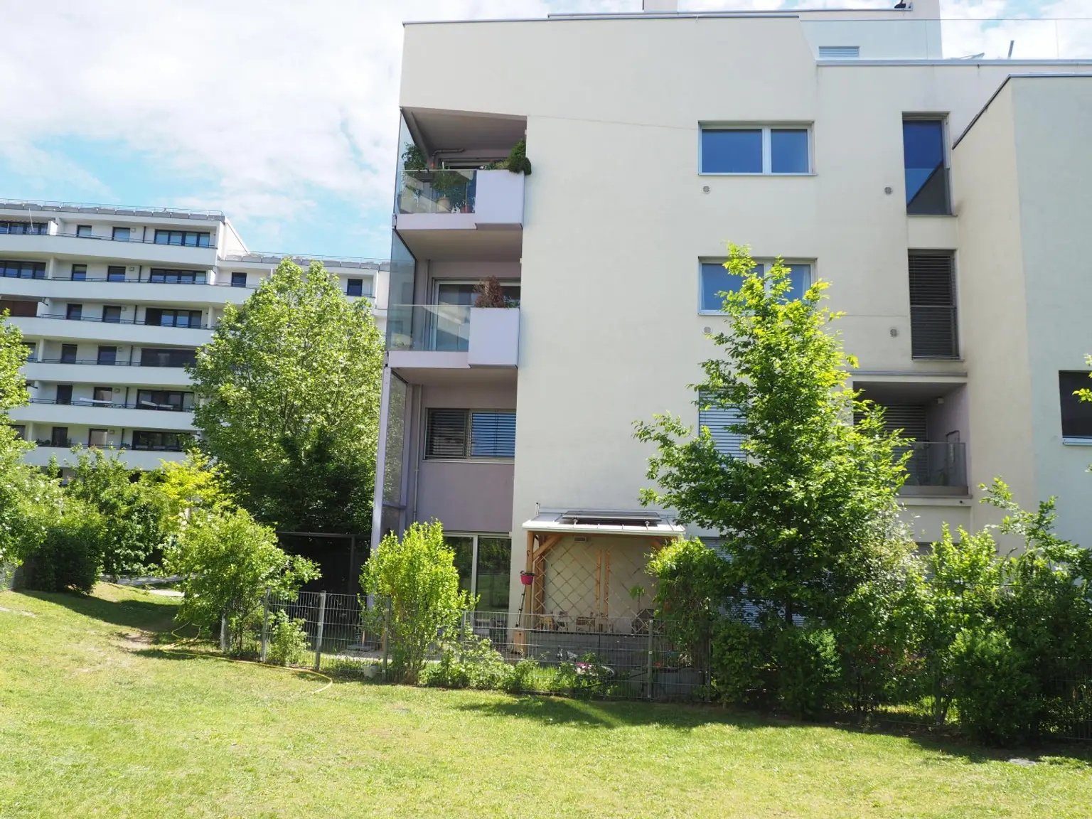 begrünte Hausanlage