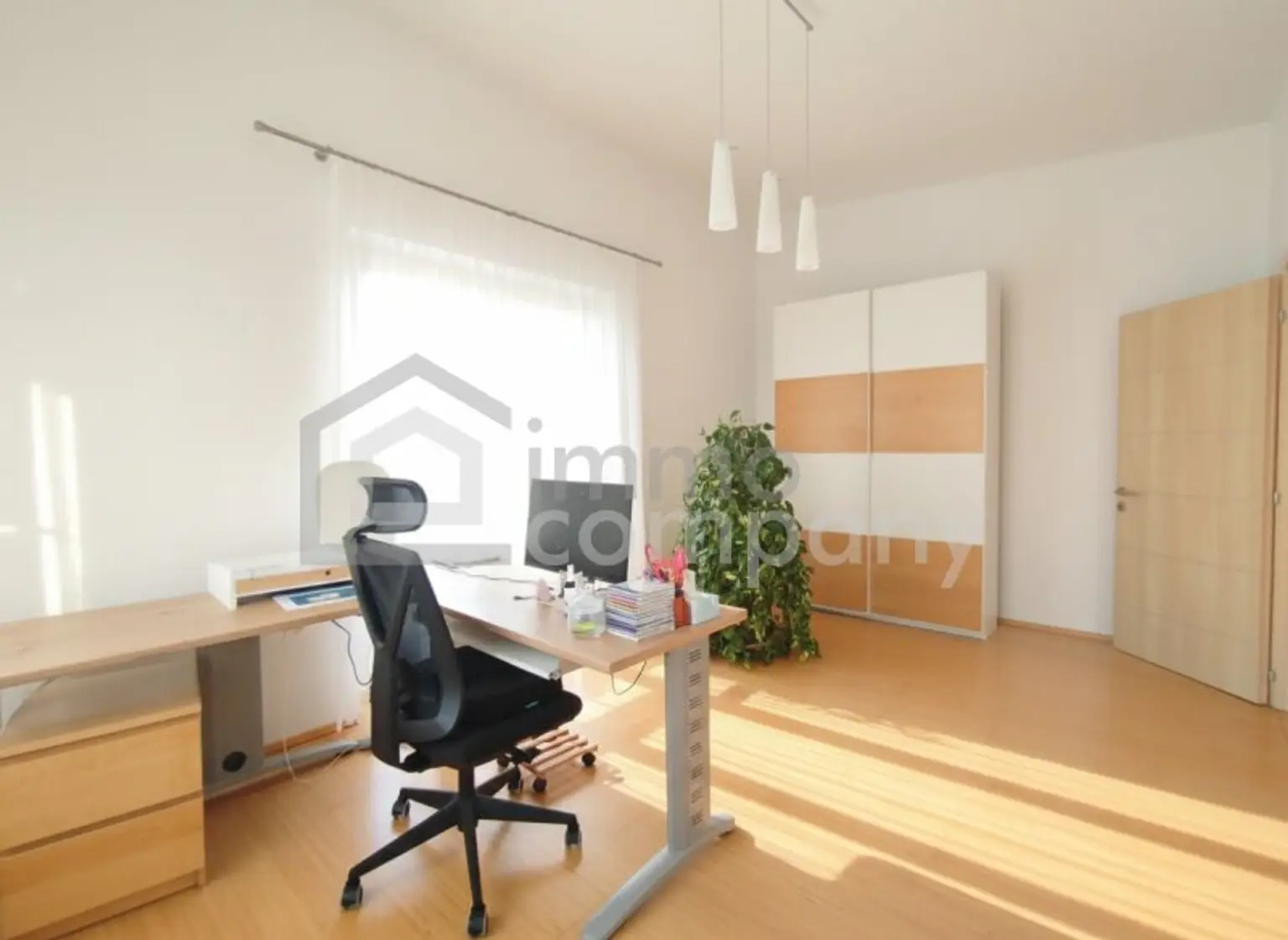 Traumhaftes Einfamilienhaus in Enzersfeld: 4 Zimmer, Terrasse & Garage!