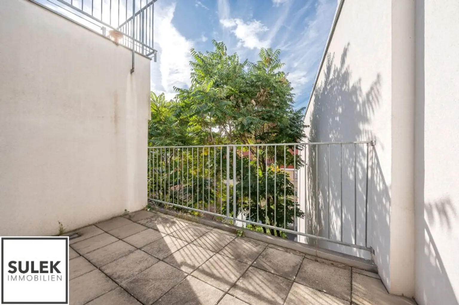 Wohntraum realisieren: DG-Maisonettewohnung mit Balkon & Terrasse in der Florianigasse!