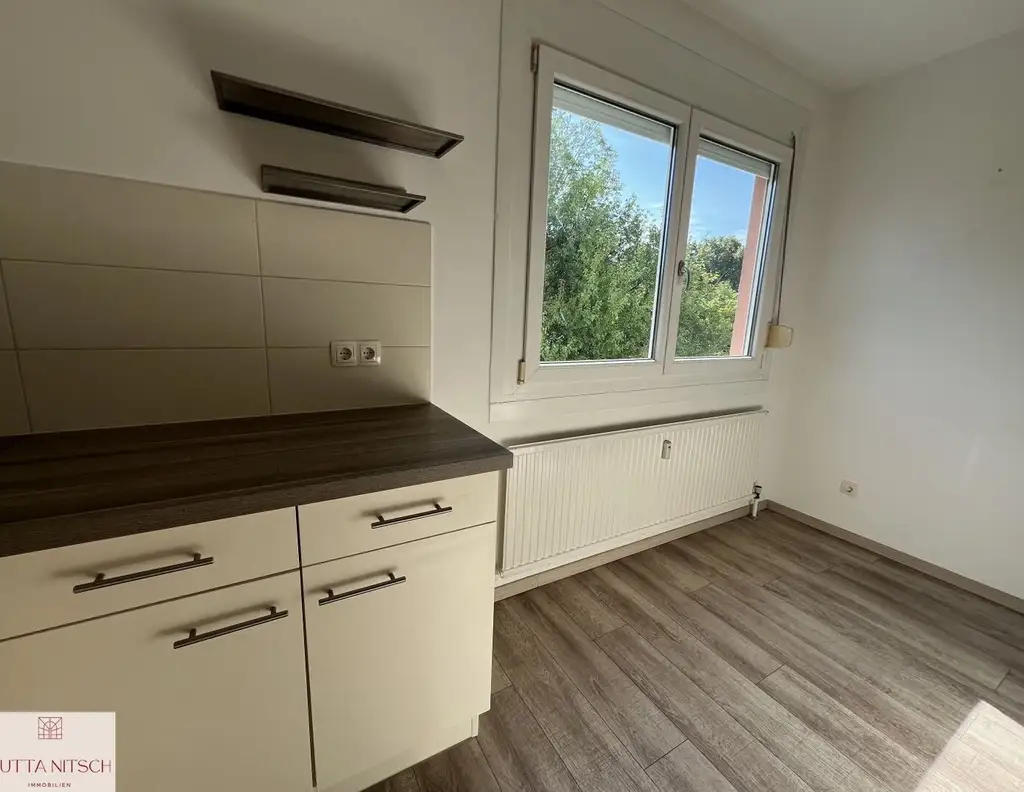 Lichtdurchflutete 2-Zimmerwohnung in Grünruhelage - Maria Enzersdorf/Südstadt