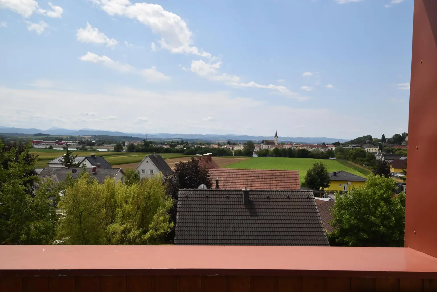 schöne Aussichtslage
