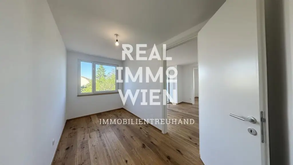 Wunderschöne sonnendurchflutete Wohnung mit Balkon im 23. Bezirk!!! Nähe U6 PERFEKTASTRAẞE!! 360°- 3D Grad Besichtigung