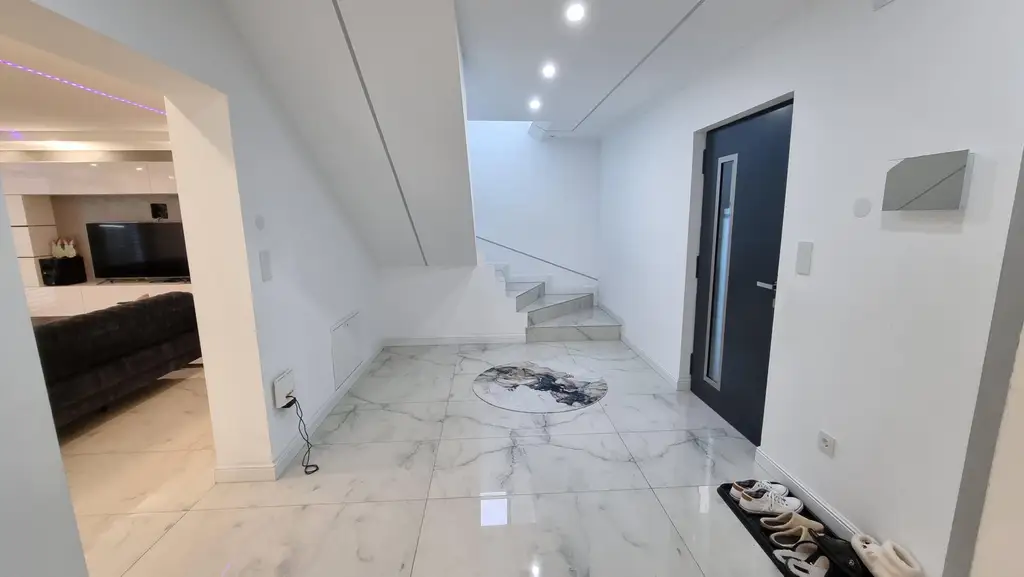 Mehrfamilienhaus in Völlerndorf– Wohnen und Leben auf großzügigem Raum