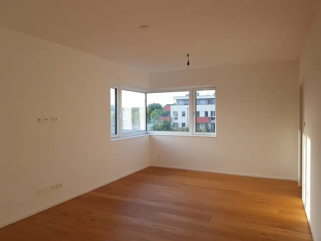 PERFEKTES, MODERNES, NEUES TRAUMHAUS IM ERSTBEZUG AM FELSER SEE