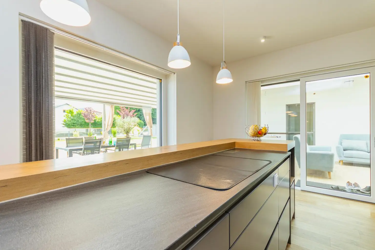 Alles auf einer Ebene – stilvoller Bungalow für höchste Wohnansprüche