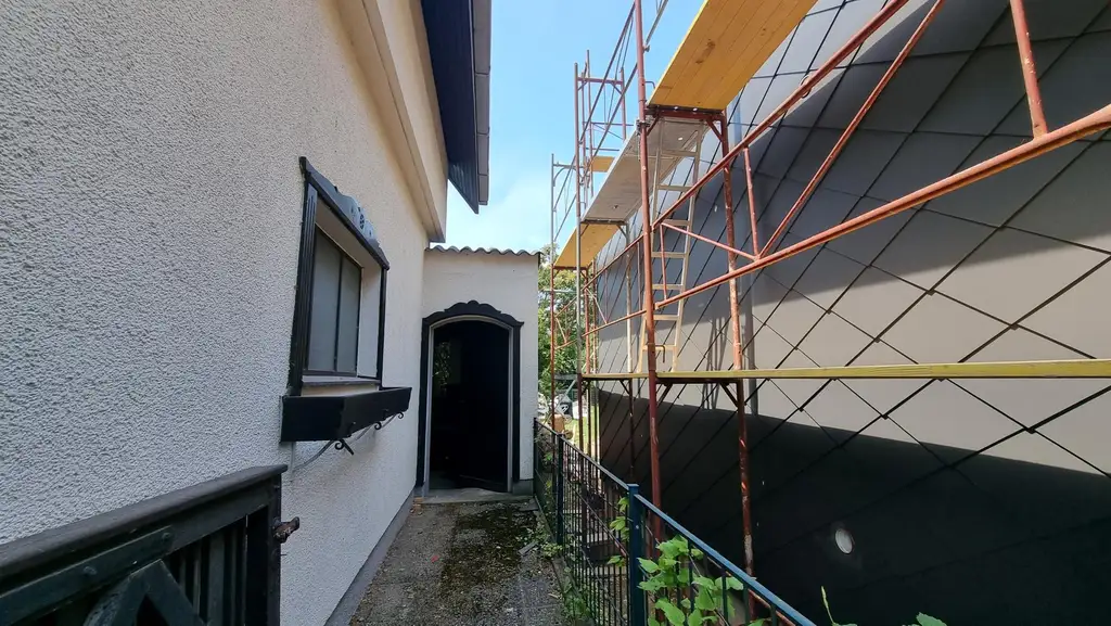 Wohnen in ruhiger Siedlungslage - Einfamilienhaus in Heuberg