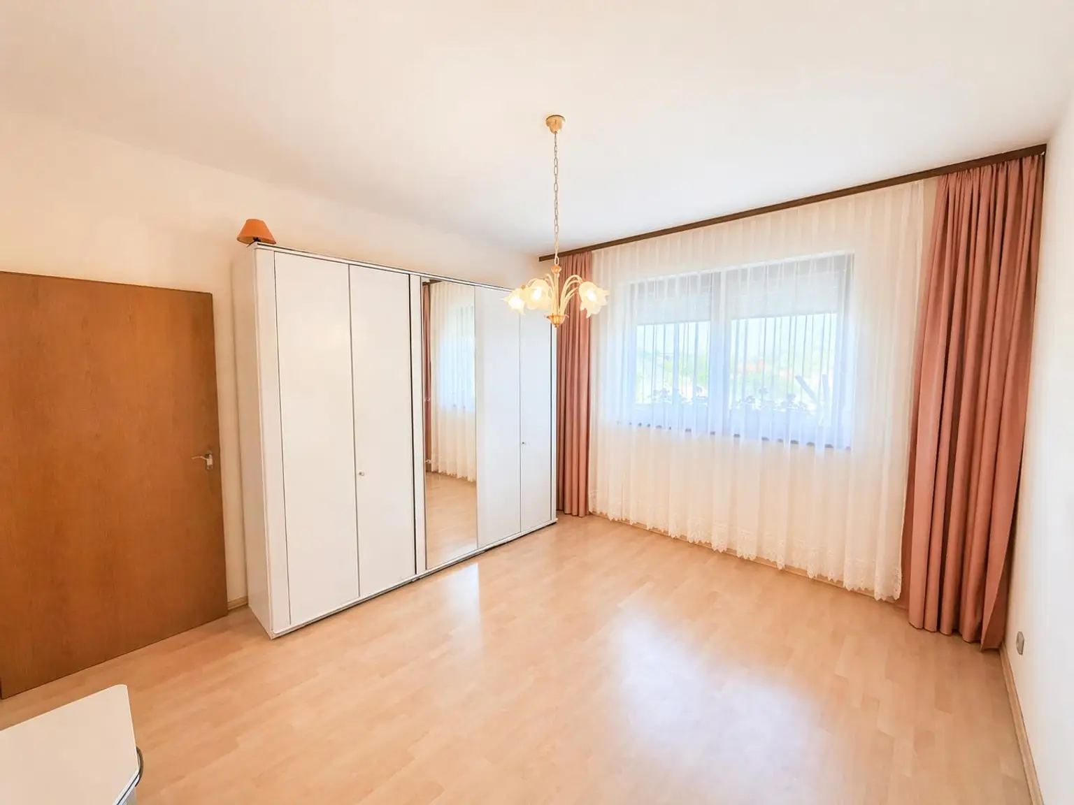 1. Schlafzimmer Hauptgebäude