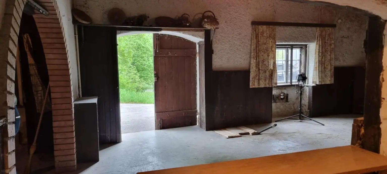 RARITÄT IN SENFTENBERG - GELEGENHEIT AUF EINEN WEINKELLER MIT SCHÖNEM KELLERGEBÄUDE, KELLERRÖHRE SOWIE GARTENHAUS AUF HERRLICHEM TEILWEISE ALS BAULAND GEWIDMETEN GRUNDSTÜCK